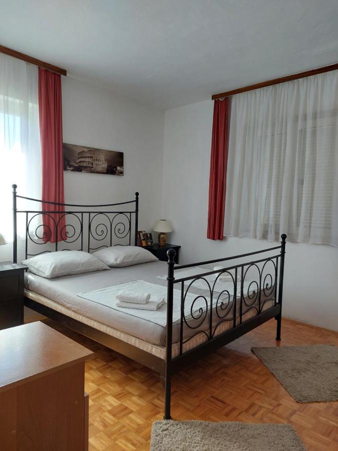 Orange City Apartment'S Repic Biograd Na Moru Extérieur photo