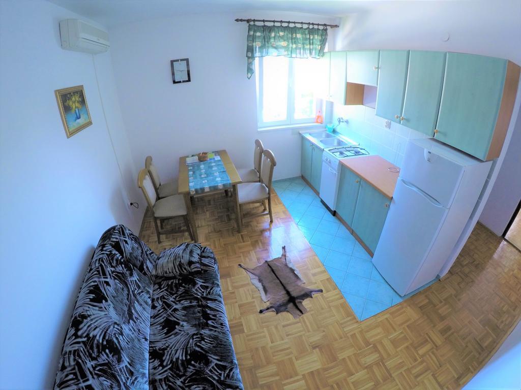 Orange City Apartment'S Repic Biograd Na Moru Extérieur photo