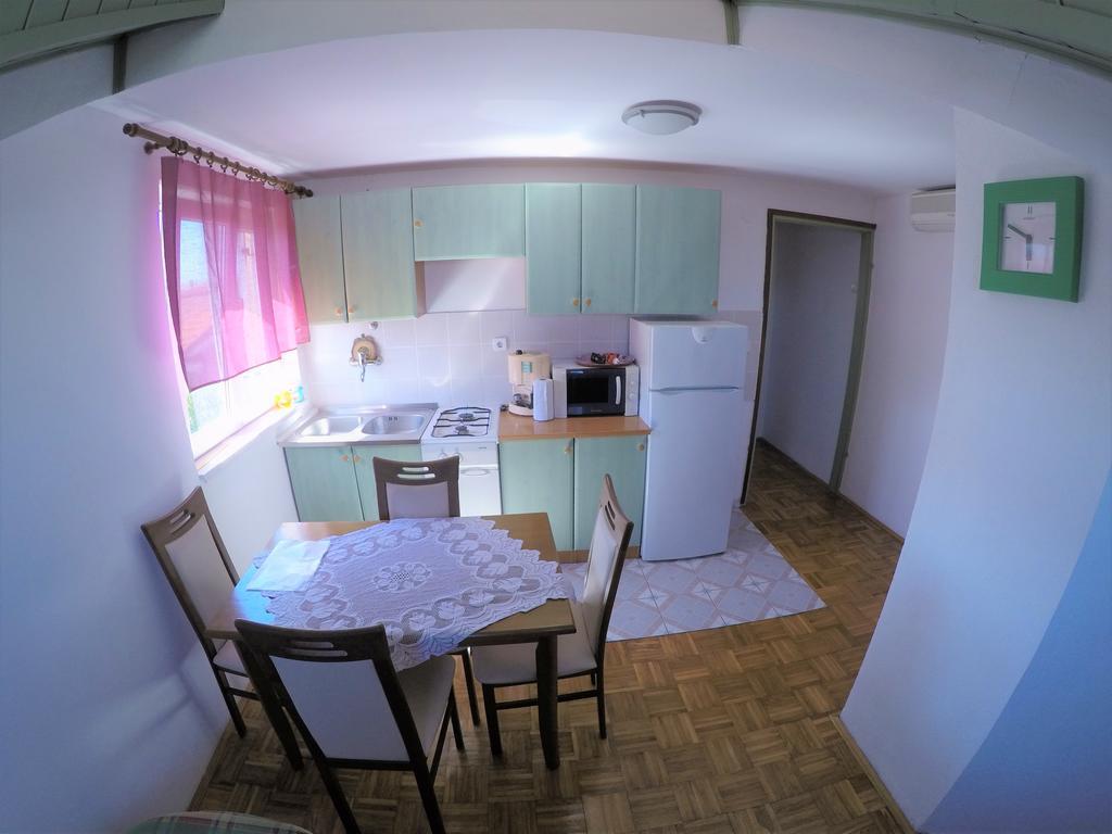 Orange City Apartment'S Repic Biograd Na Moru Extérieur photo